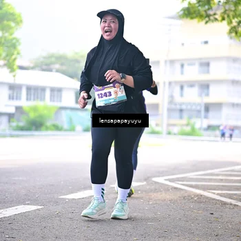 Runner Photo 8358317