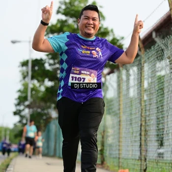 Runner Photo 8358375