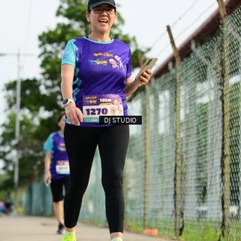 Runner Photo 8358400