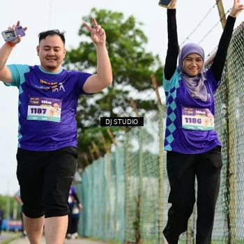 Runner Photo 8358412