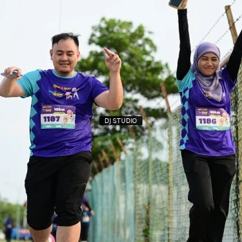 Runner Photo 8358415