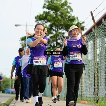 Runner Photo 8358417