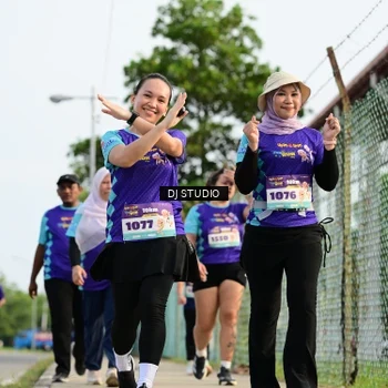 Runner Photo 8358423