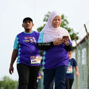 Runner Photo 8358438