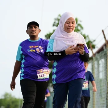 Runner Photo 8358440