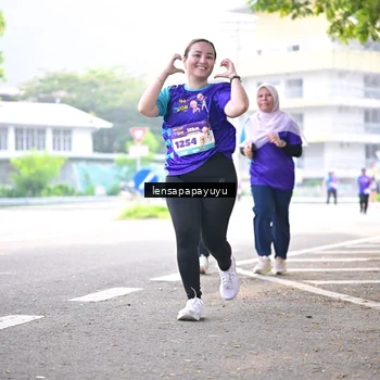 Runner Photo 8358475