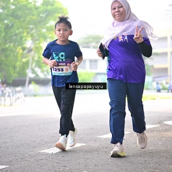 Runner Photo 8358551