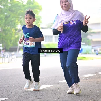 Runner Photo 8358559