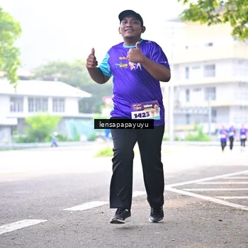 Runner Photo 8358583