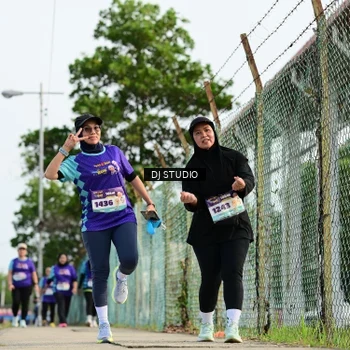 Runner Photo 8358596