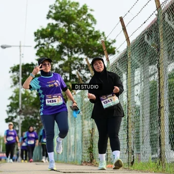 Runner Photo 8358603