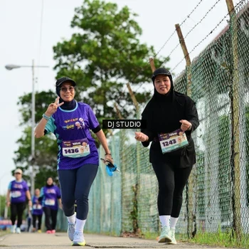 Runner Photo 8358605