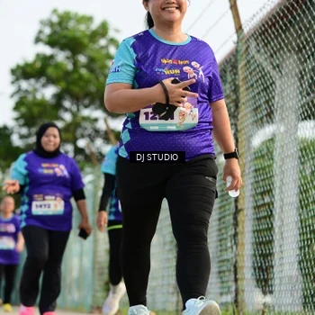 Runner Photo 8358636
