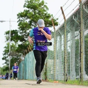 Runner Photo 8358690