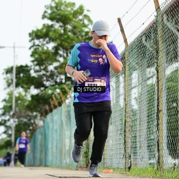 Runner Photo 8358696