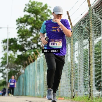 Runner Photo 8358698