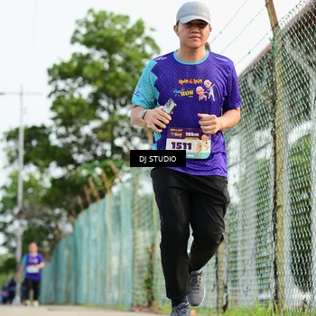 Runner Photo 8358699