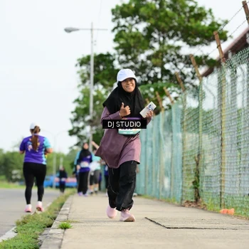 Runner Photo 8358737
