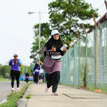 Runner Photo 8358739