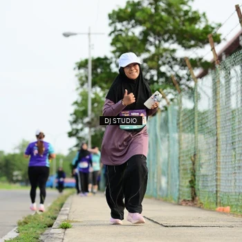 Runner Photo 8358742