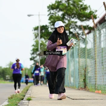 Runner Photo 8358744