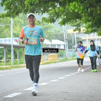 Runner Photo 8358844
