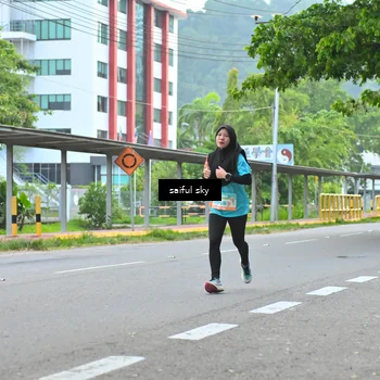 Runner Photo 8358860
