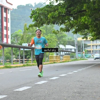 Runner Photo 8358865