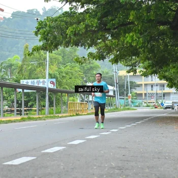 Runner Photo 8358871