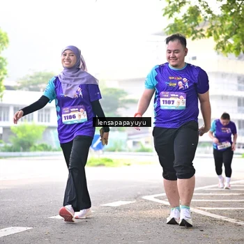 Runner Photo 8358873