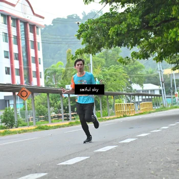 Runner Photo 8358879
