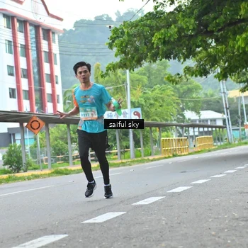 Runner Photo 8358886