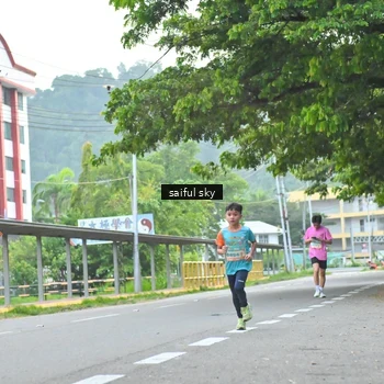 Runner Photo 8358895