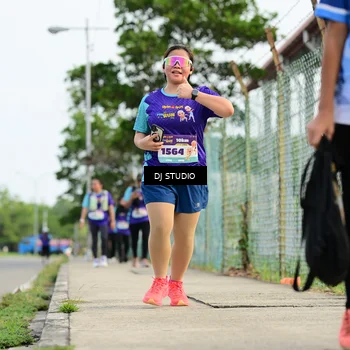 Runner Photo 8358901