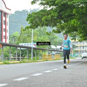 Runner Photo 8358906