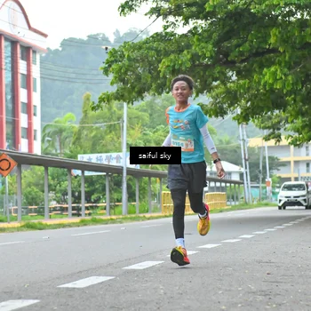 Runner Photo 8358920