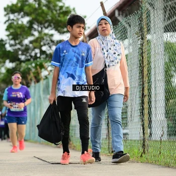 Runner Photo 8358942