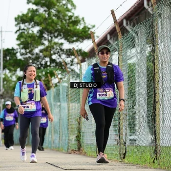 Runner Photo 8358946