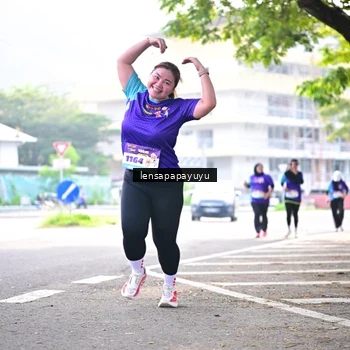 Runner Photo 8358964