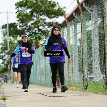 Runner Photo 8358994