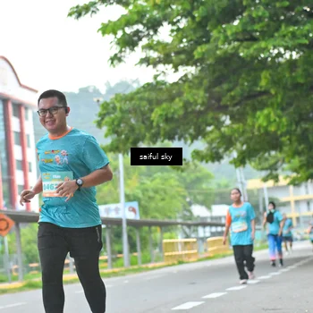 Runner Photo 8359005