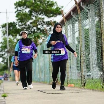 Runner Photo 8359008