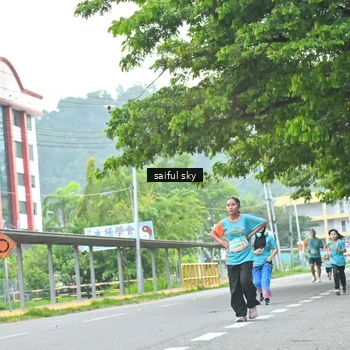 Runner Photo 8359013