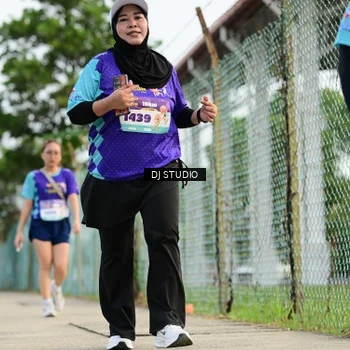 Runner Photo 8359032