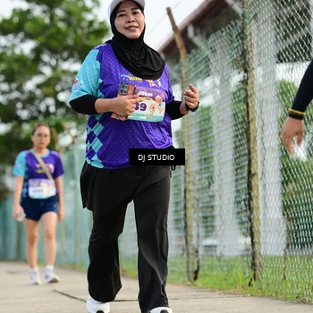 Runner Photo 8359040