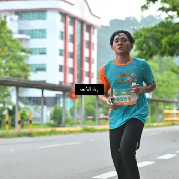 Runner Photo 8359106