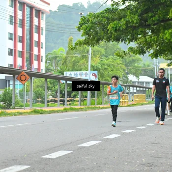 Runner Photo 8359110
