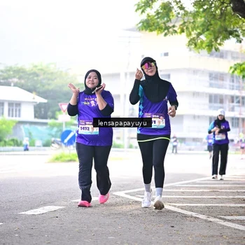 Runner Photo 8359149