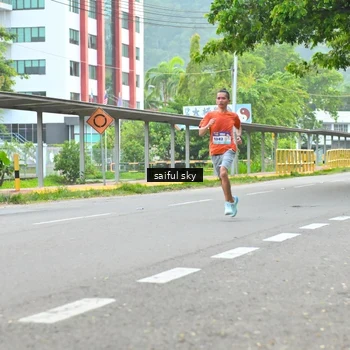 Runner Photo 8359150