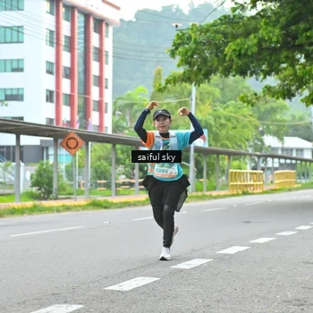 Runner Photo 8359155